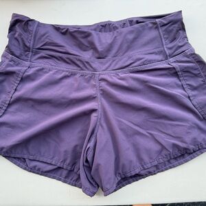 Wmns Lululemon Athletica Purple Lean In Athletic Active Workout 2" Shorts Sz 4